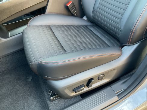 Used 2026 Nissan Rogue SV image 29