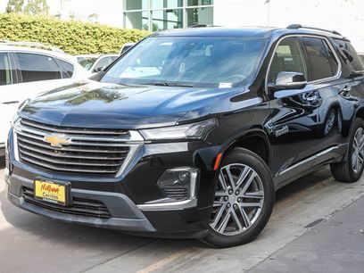 Used 2023 Chevrolet Traverse High Country