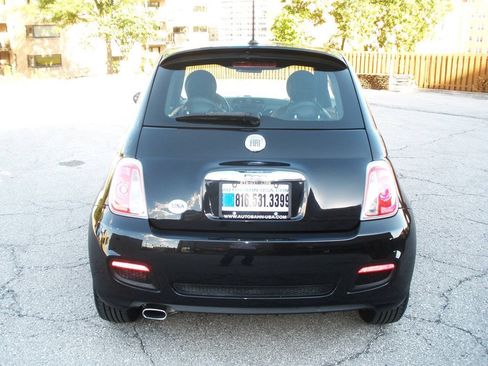 Used 2012 FIAT 500 Sport w/ Safety & Sound Pkg FWD image 9