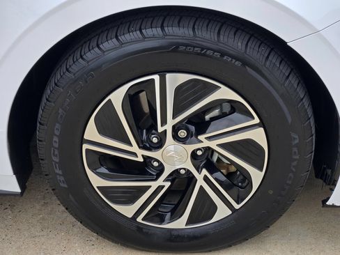 Used 2023 Hyundai Sonata Blue w/ Cargo Package FWD image 7