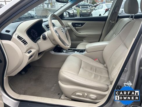 Used 2013 Nissan Altima 2.5 SL w/ Technology Pkg image 12
