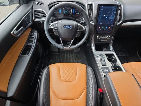 Used 2024 Ford Edge Titanium w/ Titanium Elite Package AWD/4WD image 12