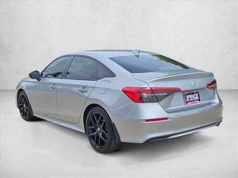 Used 2023 Honda Civic Sport image 8