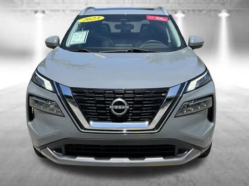 Certified 2023 Nissan Rogue SL FWD image 2
