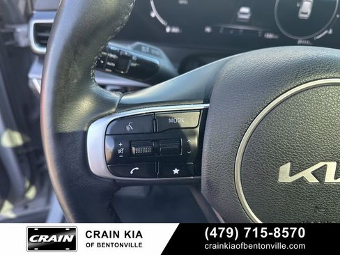 Certified 2025 Kia Sportage SX image 26