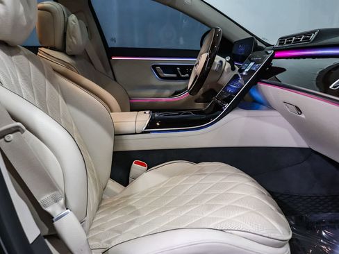 Used 2025 Mercedes-Benz S 580 4MATIC Sedan image 17
