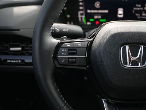 Used 2025 Honda Accord Touring image 23