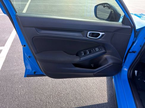 Used 2024 Honda Civic Sport image 11