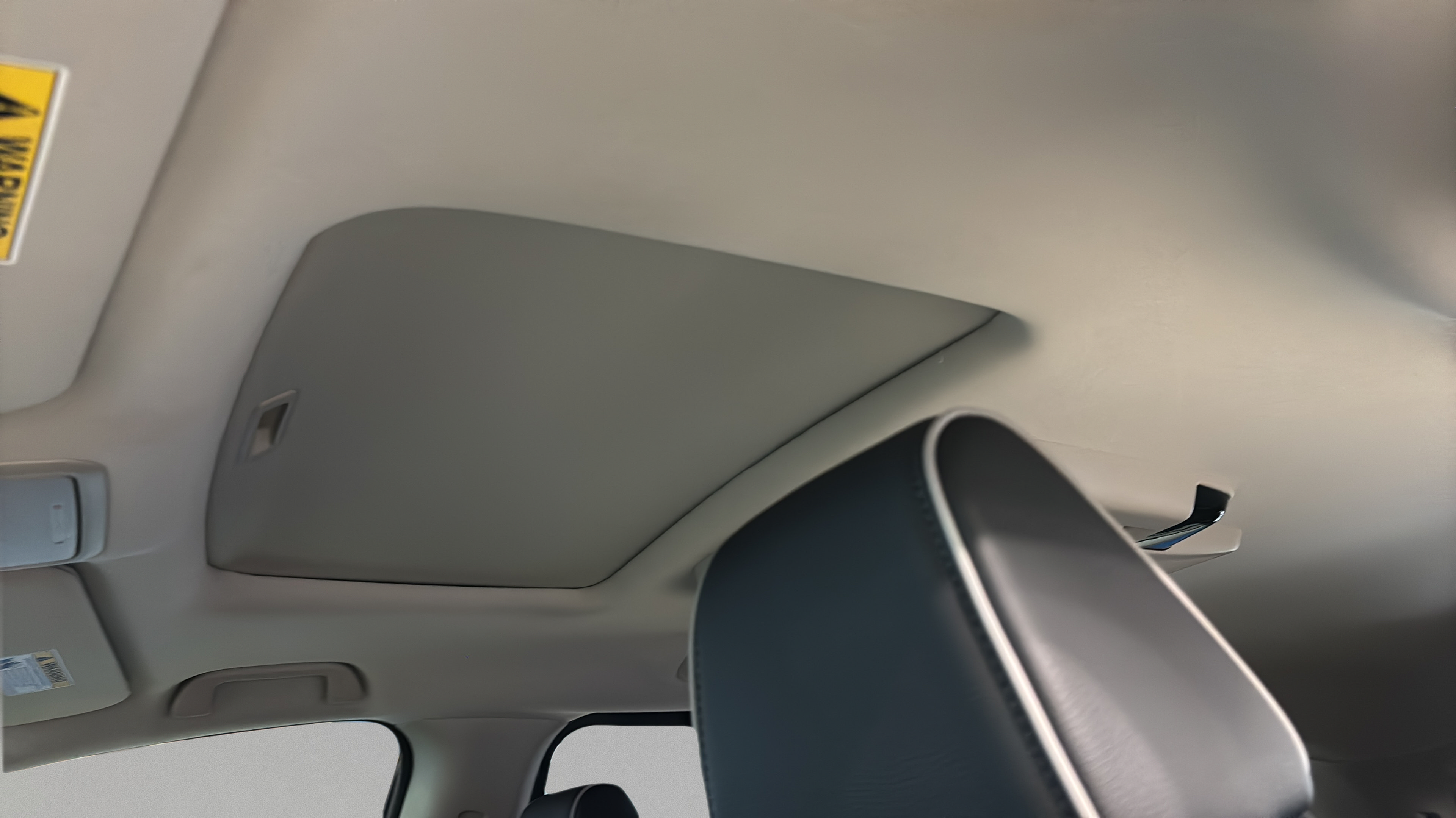 New 2026 Honda Odyssey Touring image 9