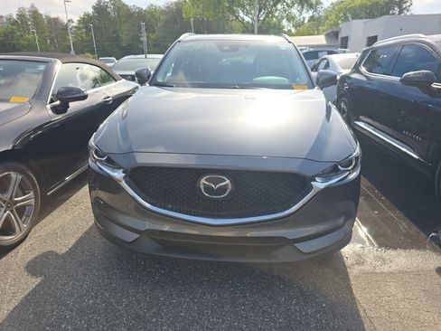 Used 2019 MAZDA CX-5 Touring image 4