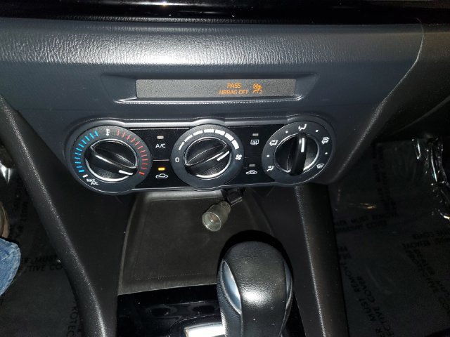 Used 2016 MAZDA MAZDA3 i Touring FWD image 20