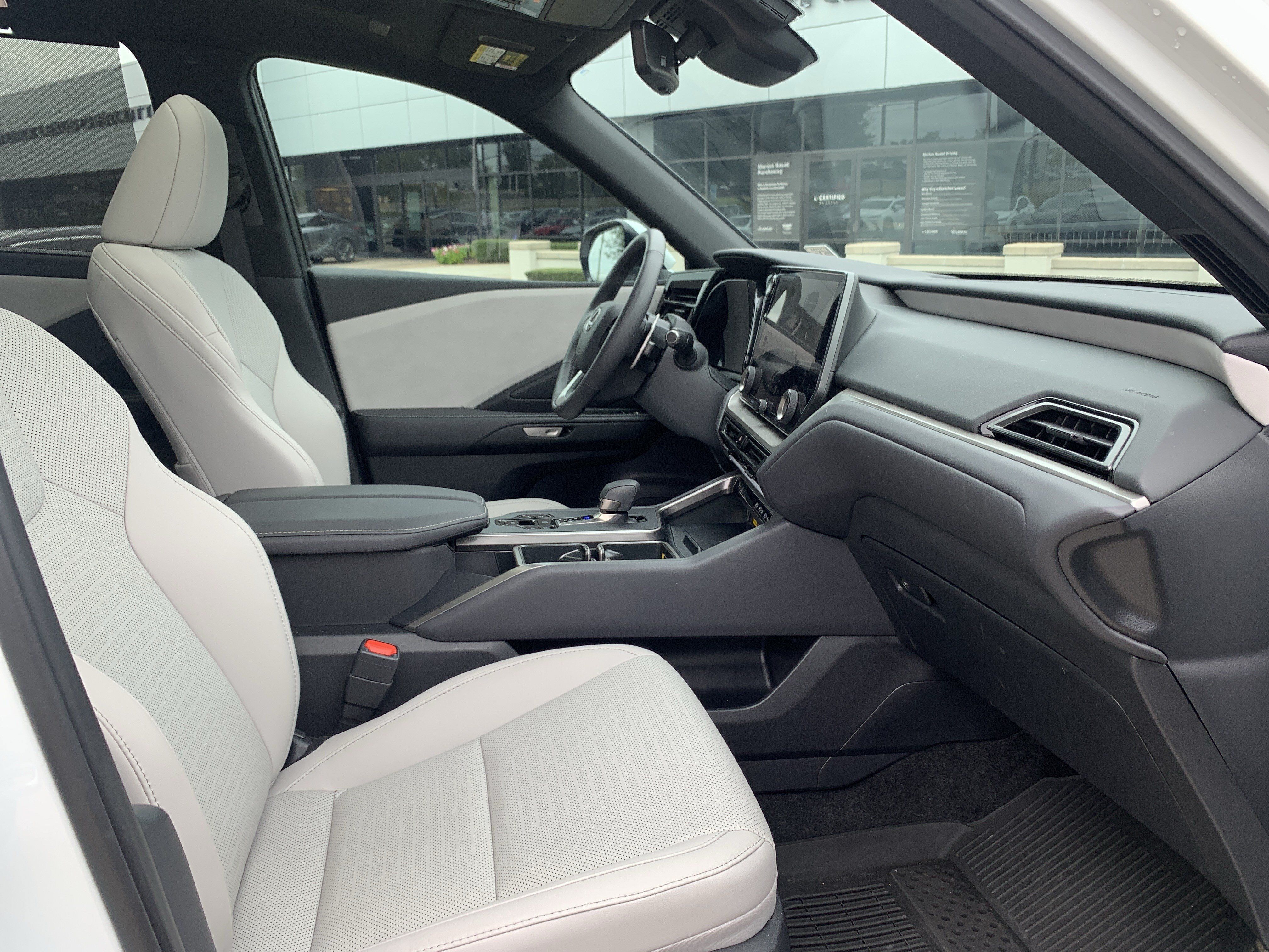 Used 2026 Lexus TX 350 AWD image 35