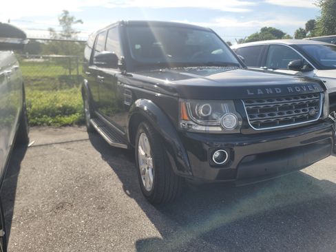 Used 2015 Land Rover LR4 HSE AWD/4WD image 3