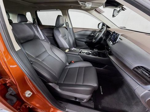 Used 2021 Nissan Rogue SL w/ Premium Package image 27