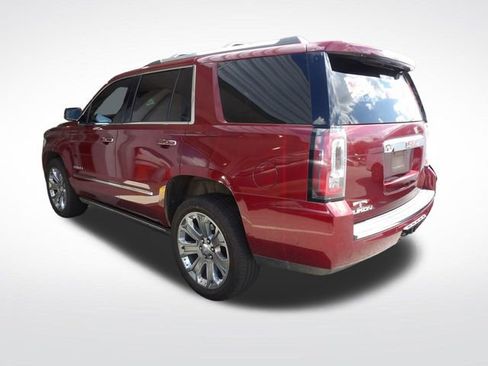 Used 2016 GMC Yukon Denali w/ Open Road Package AWD/4WD image 9