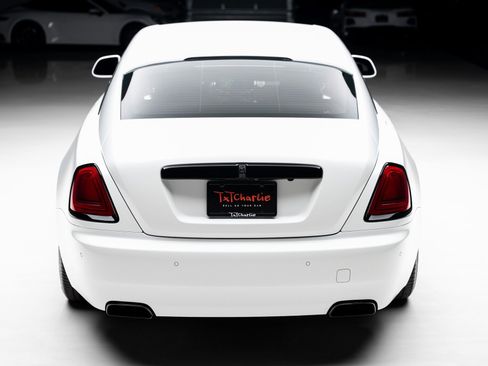 Used 2020 Rolls-Royce Wraith image 26