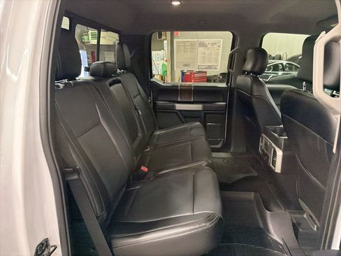 Used 2017 Ford F150 Lariat w/ Equipment Group 502A Luxury image 10