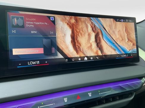 Certified 2025 BMW X3 xDrive30i w/ Premium Package image 17