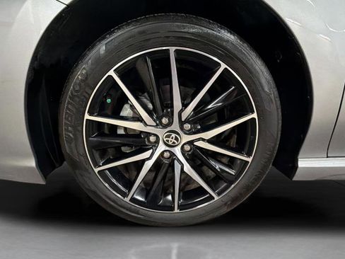 Used 2024 Toyota Camry SE w/ Convenience Package image 27