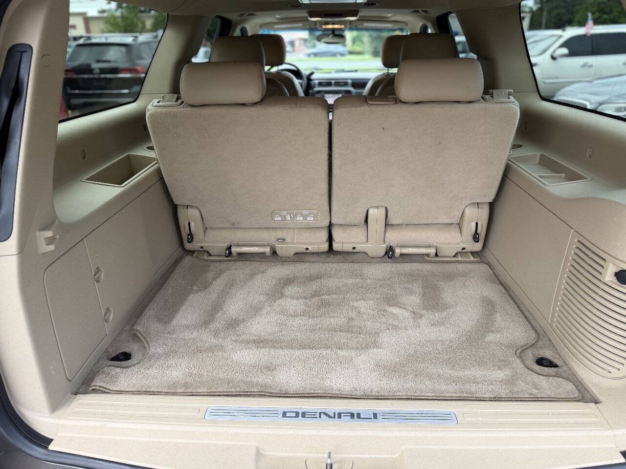 Used 2012 GMC Yukon XL Denali AWD/4WD image 22