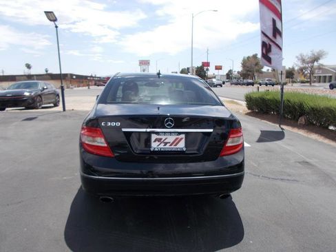 Used 2011 Mercedes-Benz C 300 Luxury image 6