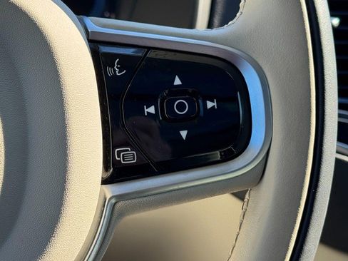 Used 2023 Volvo XC90 B6 Ultimate image 18