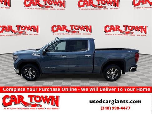 Used 2024 GMC Sierra 1500 SLT image 1