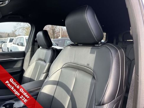 New 2025 Jeep Grand Cherokee L Limited w/ Black Appearance Package image 14