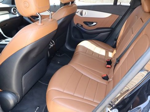 Used 2020 Mercedes-Benz GLC 300 4MATIC Coupe image 6