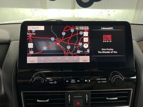 Used 2024 Nissan Armada SL w/ Captain's Chairs Package AWD/4WD image 14