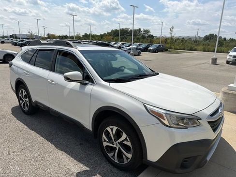 Used 2021 Subaru Outback Limited XT AWD/4WD image 3