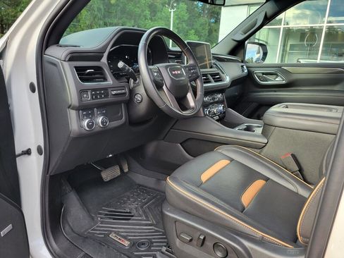 Used 2023 GMC Yukon AT4 w/ Technology Package image 19