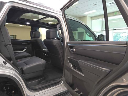 Certified 2025 Toyota Sequoia Platinum w/ TRD Off-Road Package AWD/4WD image 28