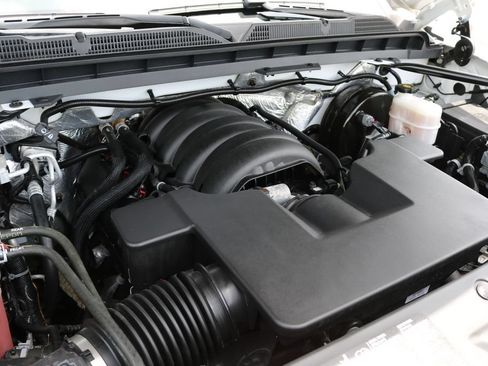 Used 2018 Chevrolet Silverado 1500 LT w/ Texas Edition RWD image 11