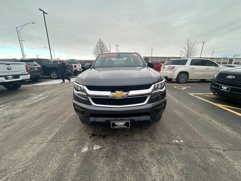 Used 2016 Chevrolet Colorado W/T w/ WT Convenience Package image 2