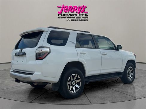 Used 2024 Toyota 4Runner TRD Off-Road Premium image 5