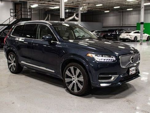 Used 2023 Volvo XC90 B6 Ultimate w/ Protection Package Premier image 2