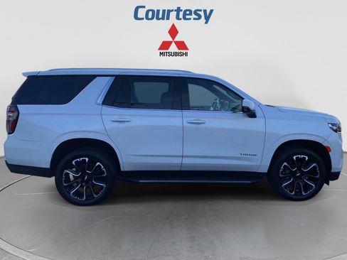 Used 2022 Chevrolet Tahoe LT w/ LT Signature Package AWD/4WD image 10