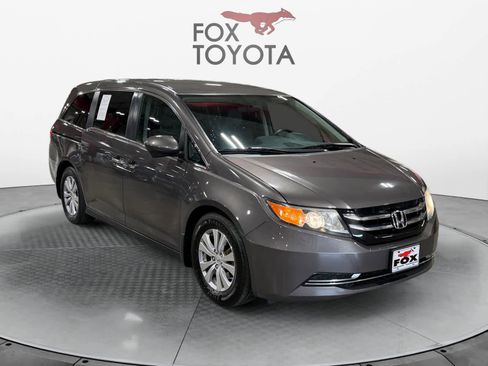 Used 2016 Honda Odyssey SE image 8