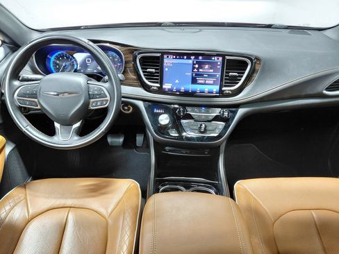 Certified 2021 Chrysler Pacifica Pinnacle AWD/4WD image 27