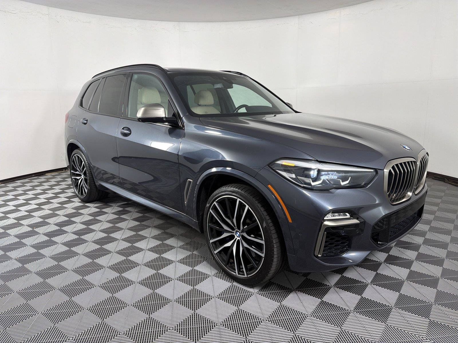 Used 2021 BMW X5 M50i w/ Premium Package AWD/4WD image 1