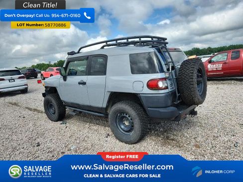 Used 2013 Toyota FJ Cruiser 4WD w/ Trail Teams Special Edition image 3