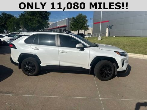 Used 2024 Toyota RAV4 SE AWD/4WD image 2