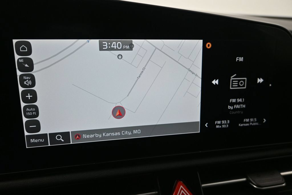 Certified 2024 Kia Niro Wind w/ Wind Preserve Package FWD image 16