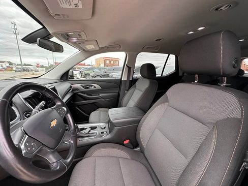 Used 2019 Chevrolet Traverse LT FWD image 13
