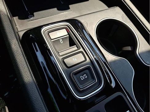 Used 2023 Honda Pilot Elite image 14