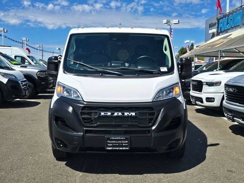 Used 2025 RAM ProMaster 2500 FWD image 2