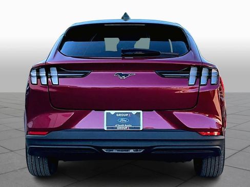 Certified 2025 Ford Mustang Mach-E Premium image 4