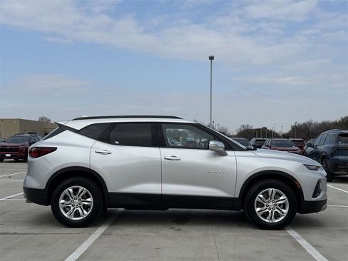 Certified 2021 Chevrolet Blazer LT image 3