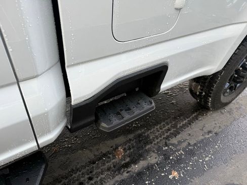 Used 2024 Ford F250 XLT w/ XLT Premium Package image 22